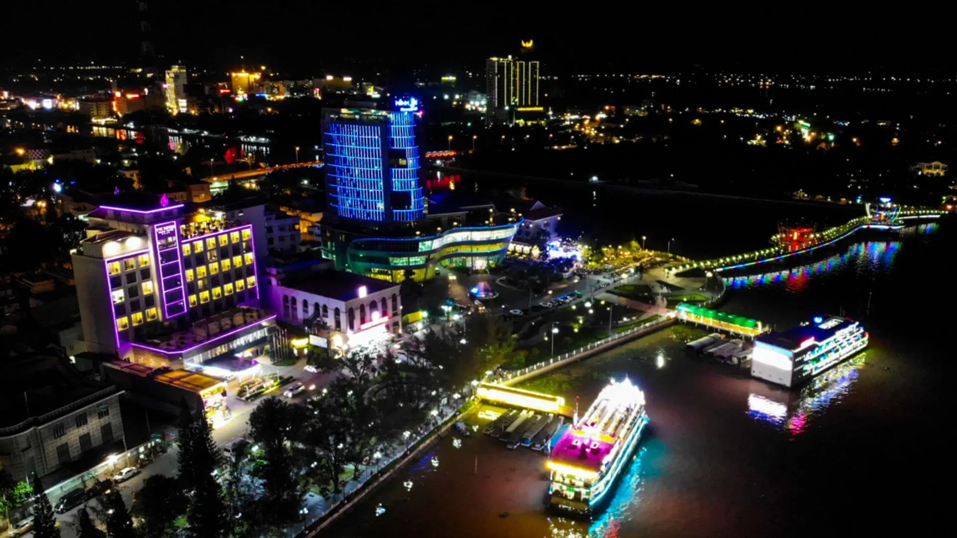 Bến ninh Kiều Cần Thơ