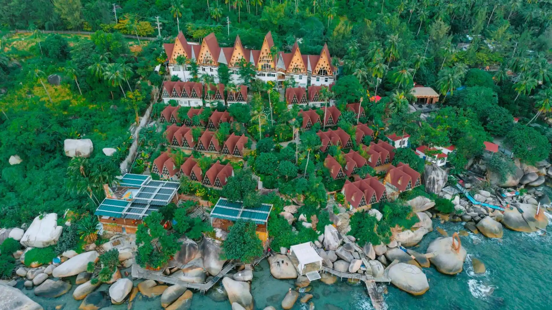 Fly Up Resort trong combo hòn sơn 2 ngày 1 đêm Vere