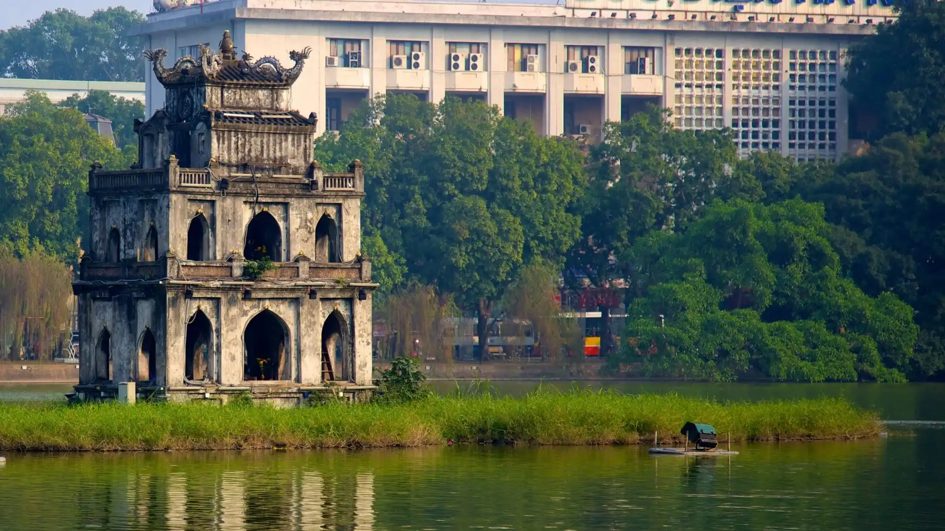 Hồ Hoàn Kiếm khi có vé máy bay Cần Thơ Hà Nội