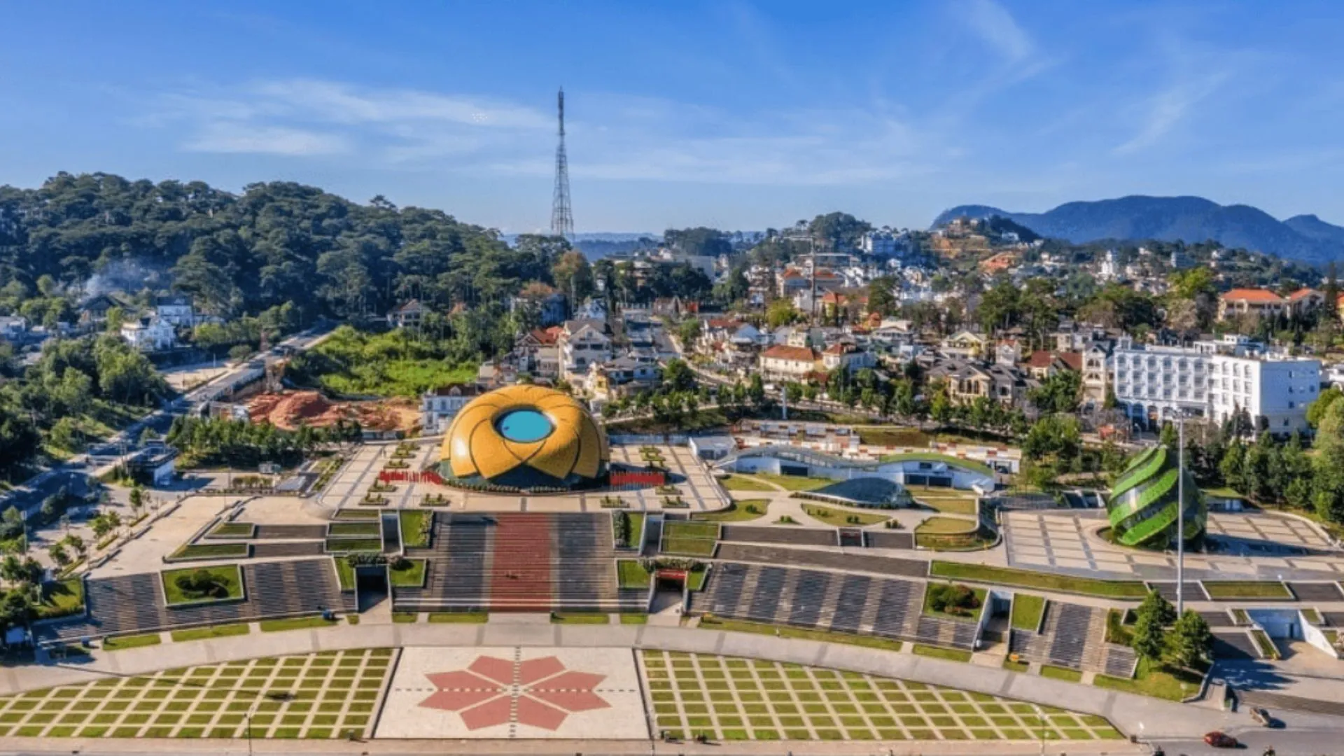 Quảng trường Lâm Viên Đà Lạt vé máy bay Hà Nội Đà Lạt