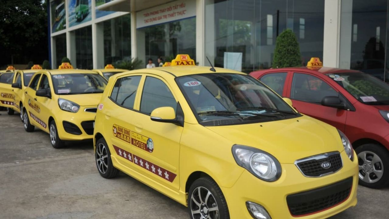 Xe taxi được bố trí nhiều tại sân bay Thọ Xuân